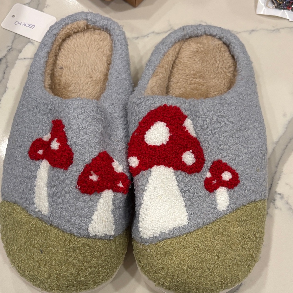 593. Cozy Mushroom Slip-On Slippers in Light Blue, Red & Green